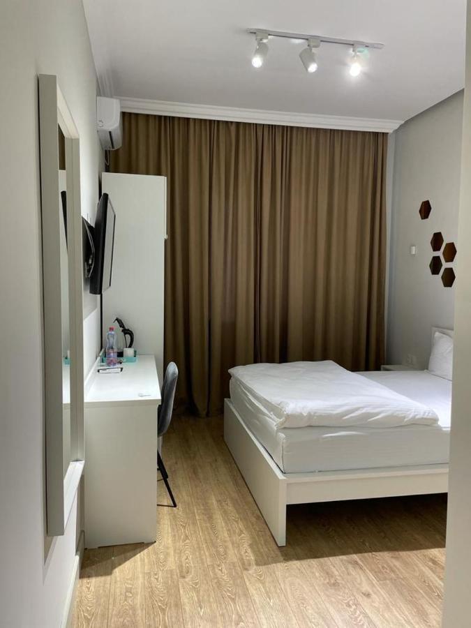 Sb River Hotels Atyrau Bagian luar foto